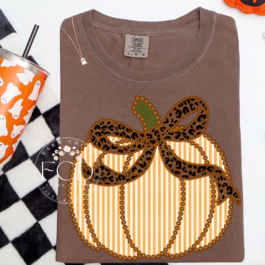 SEERSUCKER STRIPE AND LEOPARD PUMPKIN TEE